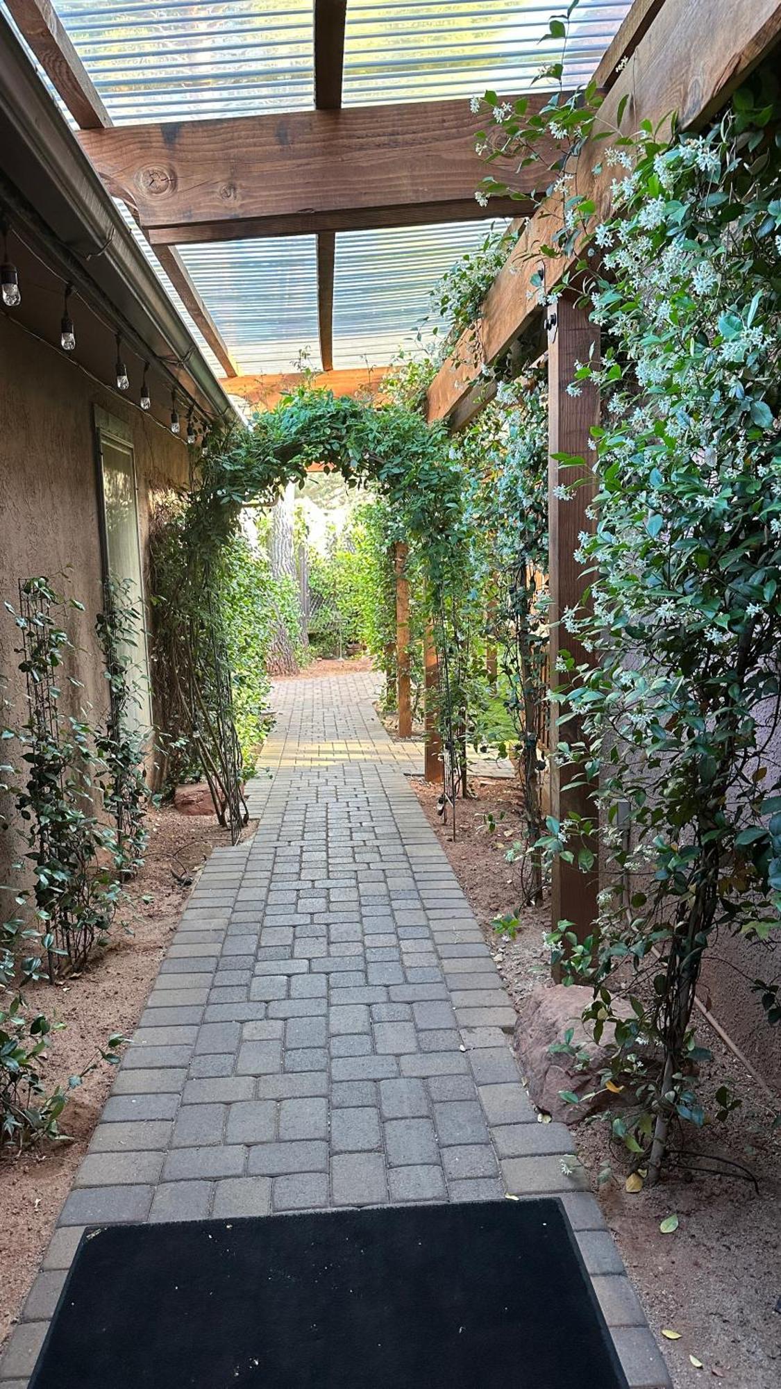 Lantern Light Inn - Romantic Getaway (Adults Only) Sedona Exterior foto