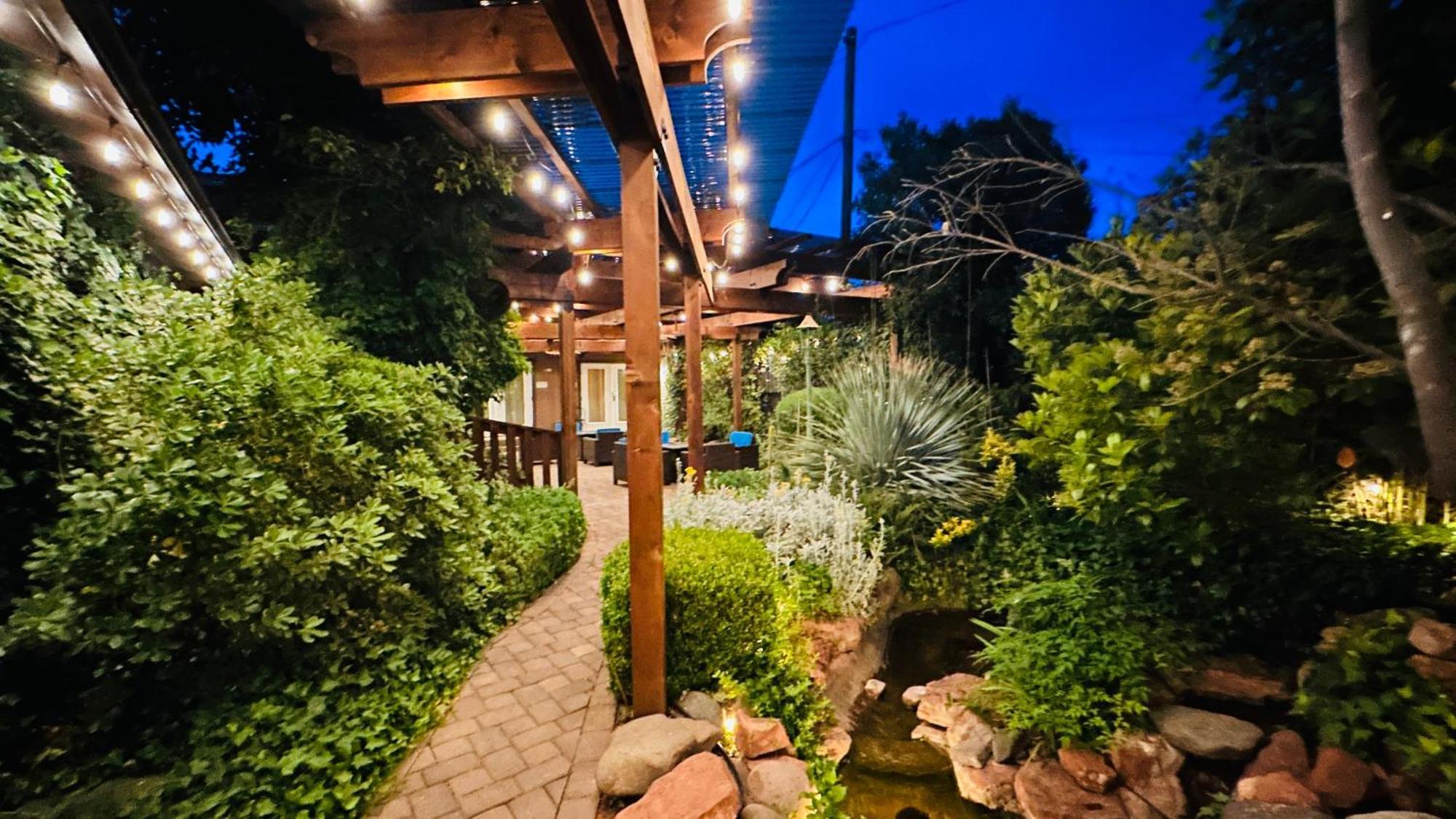 Lantern Light Inn - Romantic Getaway (Adults Only) Sedona Exterior foto